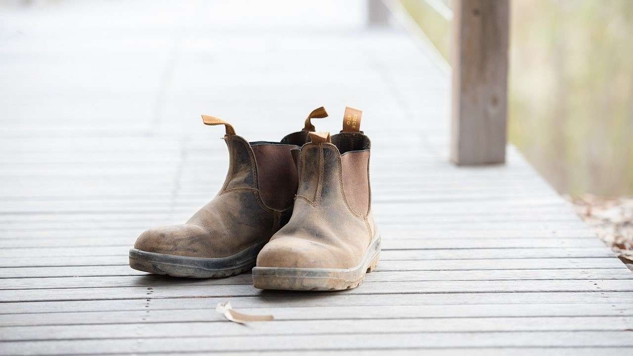 7 Best Waterproof Slip-on Work Boots – Review