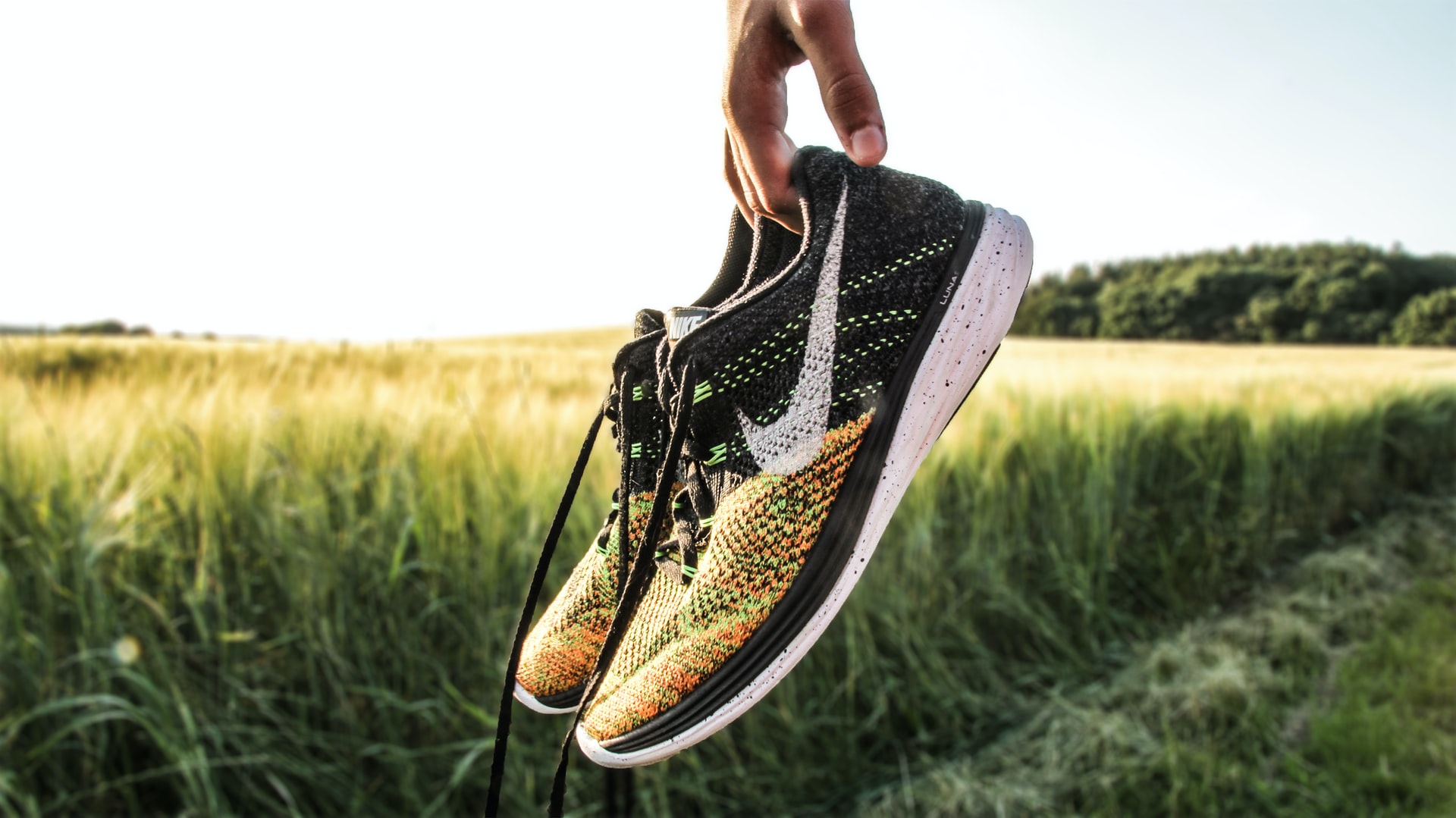 Top 5 Best Shoes for Running on Grass – Top Picks